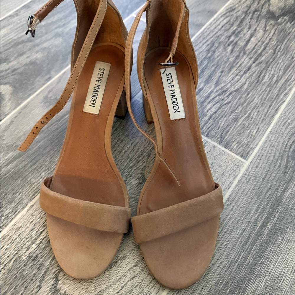 Steve Madden Tan Suede Block Heel Sandals